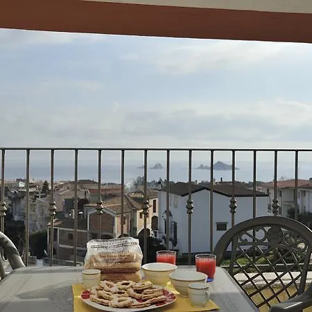 Eleonora's Apartment *